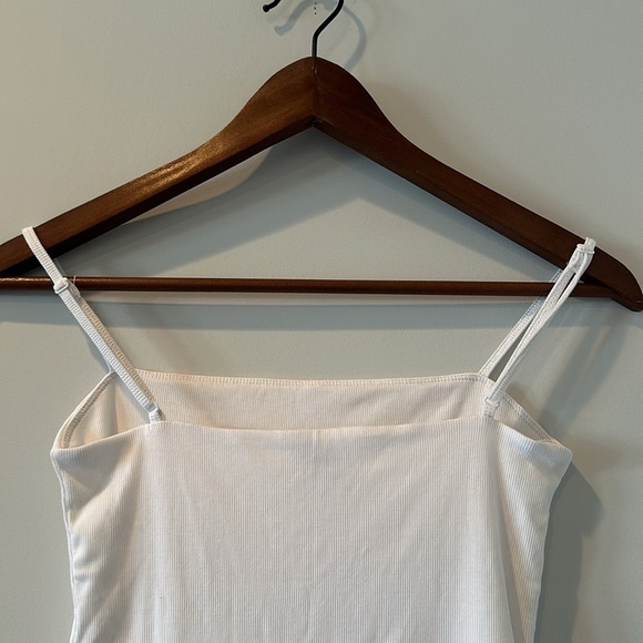 Aritzia Sunday Best Camille bodysuit white size small - Picture 6 of 8